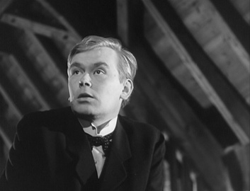Mr. Garrett (Peter Mönch)