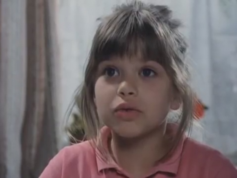 File:1992-sh-sieben-zwerge-S01E04-anne.jpg