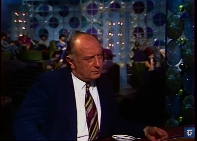 File:1981-little-blue-light-06-kote.jpg