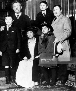 Arthur Conan Doyle and family with William J. Burns.