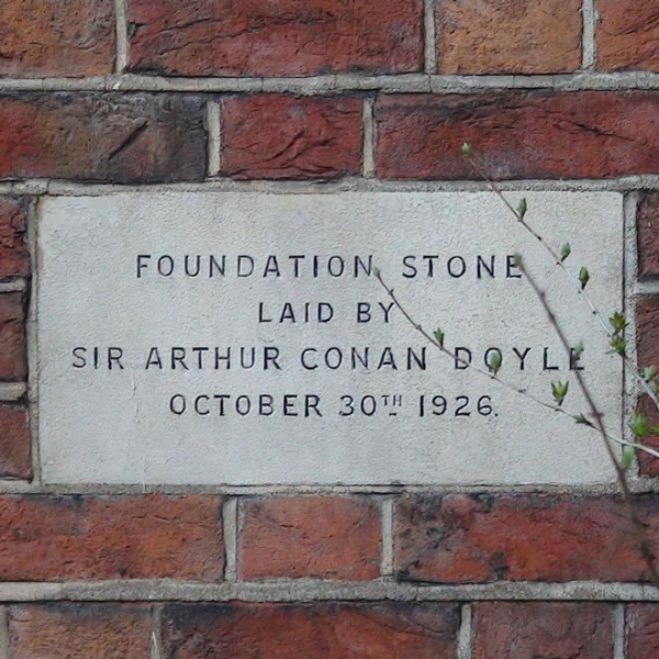 File:Plaque-arthur-conan-doyle-foundation-stone-rochester-square-temple.jpg