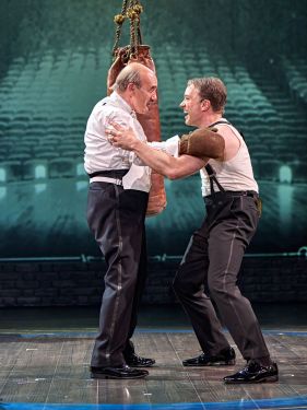Arthur Conan Doyle (David Haig) and Harry Houdini (Hadley Fraser)