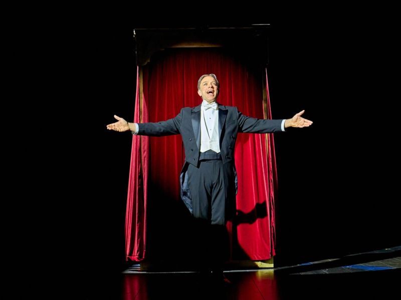 File:2026-magic-david-haig-02-harry-houdini.jpg