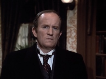 Inspector Lestrade (Gerry Gibson)