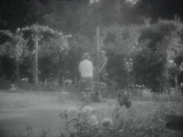 Conan Doyle Home Movie Footage 24 (6 sec.) Jean Conan Doyle and gardener (?)