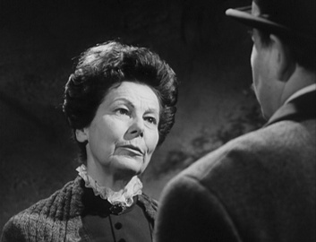 Mrs. Smallking (Ellen Frank)