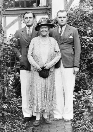 Jean Conan Doyle with Denis and Adrian at Bignell Woods (1925~1930s)