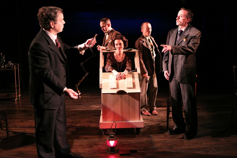 File:2014-nothing-on-earth-can-hold-houdini-04.jpg