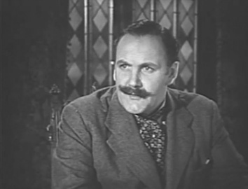 Dr. John Watson (Howard Marion-Crawford)