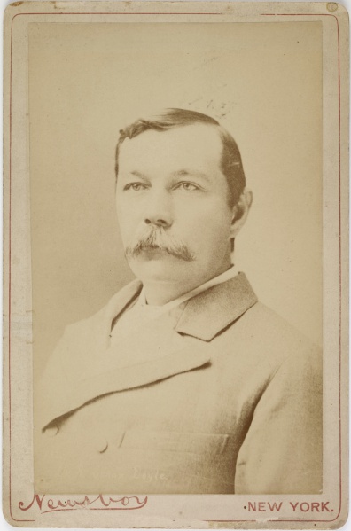 File:1894-arthur-conan-doyle-newsboy-132.jpg