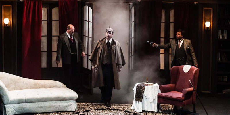 File:2014-sherlock-holmes-and-the-hound-of-the-baskervilles-bushey-07.jpg