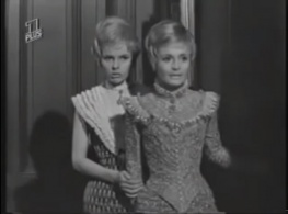 Helen & Julia Stoner (Astrid Frank & Margot Philipp)