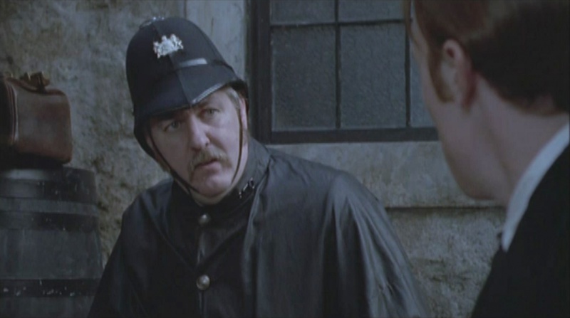 File:2000-mr-bell-and-mr-doyle-0-murdoch.jpg