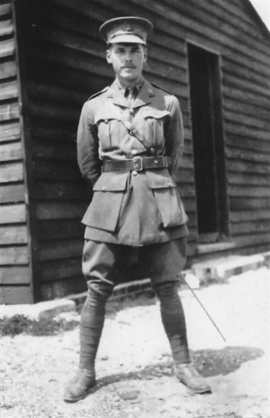 File:1916-kingsley-conan-doyle-in-uniform2.jpg