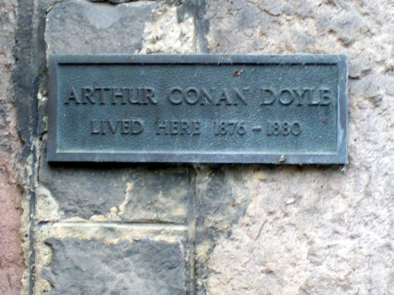 File:Plaque-arthur-conan-doyle-23-george-place-edinburgh.jpg