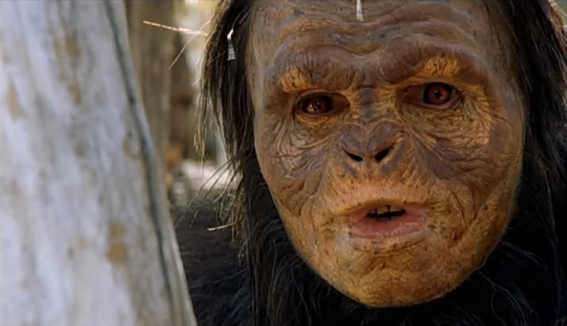 File:2001-the-lost-world-hoskins-apes.jpg
