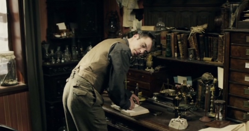 File:Sh-petrenko-S01E04-sh-lab.jpg