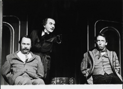 Watson (Peter Sallis), Moriarty (Martin Gabel) & Holmes (Fritz Weaver)