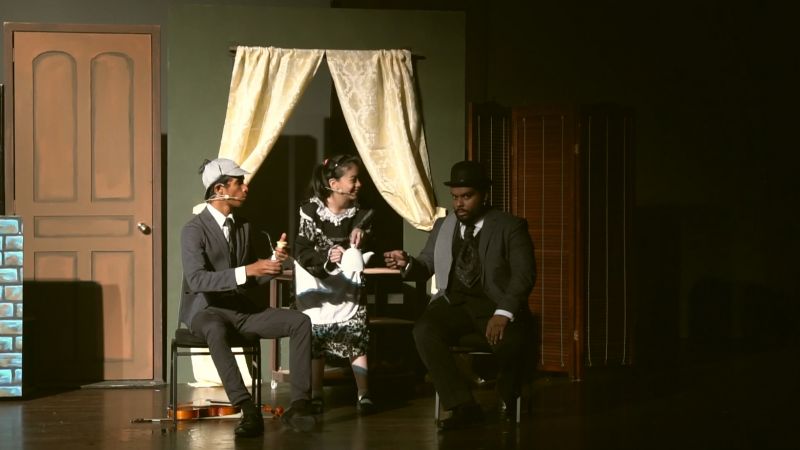File:2018-sherlock-holmes-in-the-show-must-go-on-misc1.jpg