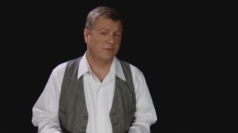 Host (John Horrigan)