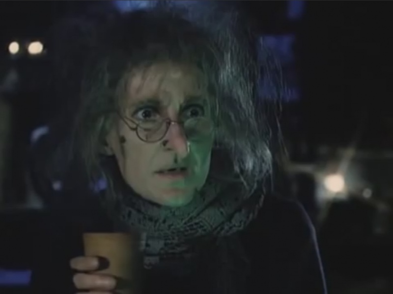 File:1992-sh-sieben-zwerge-S01E04-witch.jpg