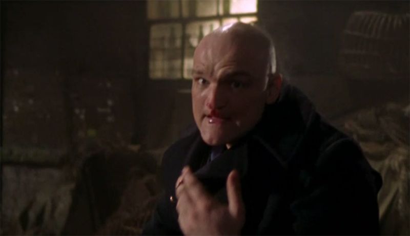 File:2001-murder-rooms-the-photographer-s-chair-sailor.jpg