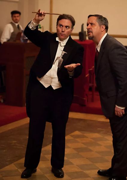File:2016-houdini-speaks-to-the-living-03.jpg