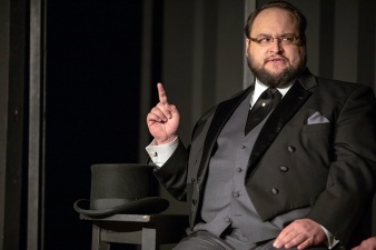 Professor Moriarty (Lee Weselak)